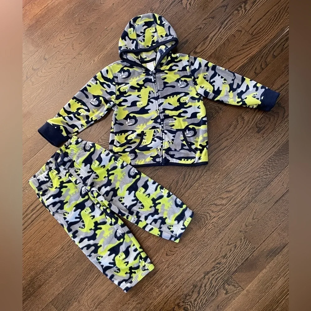 Gymboree Boy’s outfit Gray & Green Fleece Hoodie With 🦕🦖 Dinosaurs print